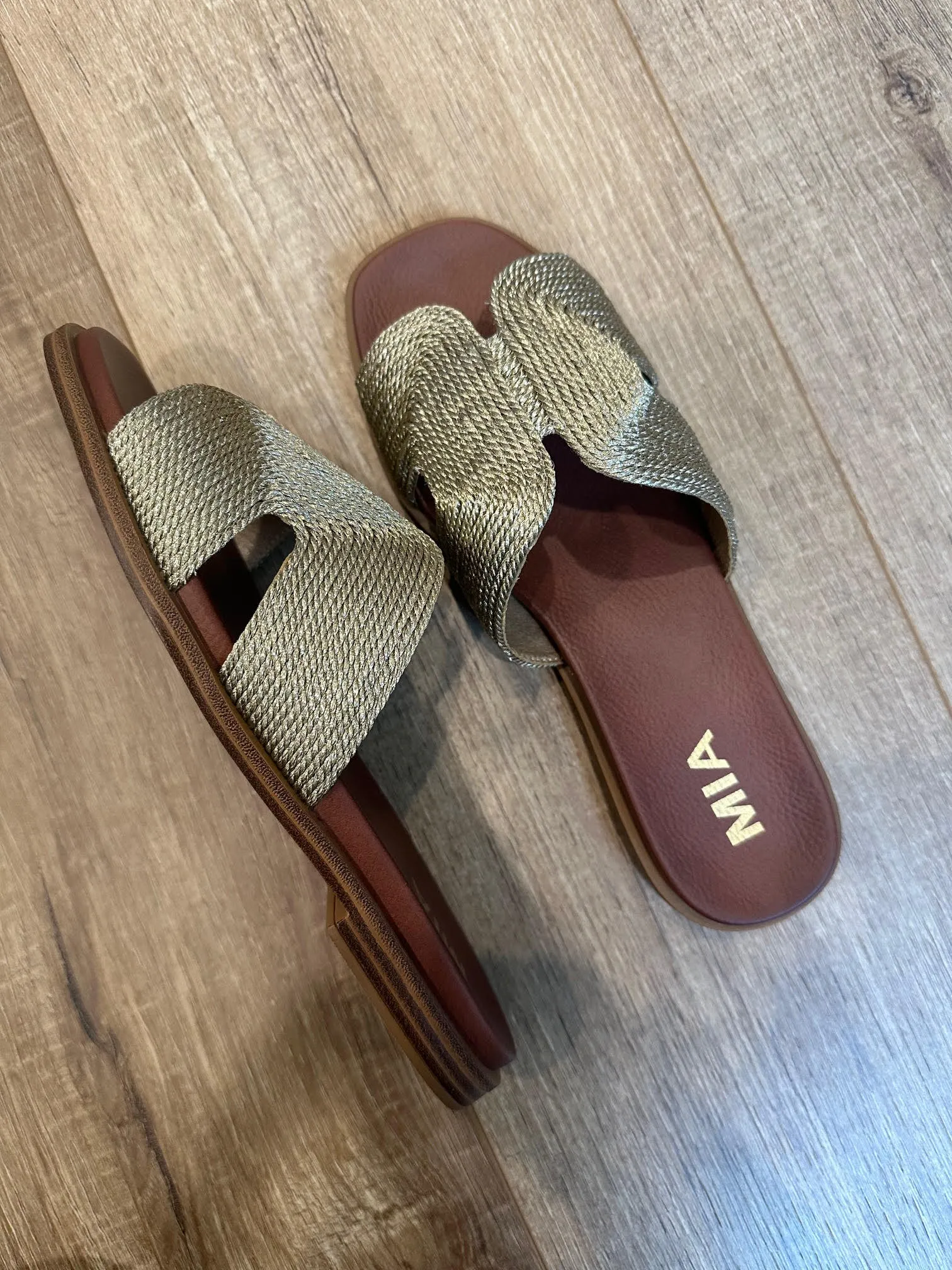 Dia Cutout Slide Sandal (MIA)